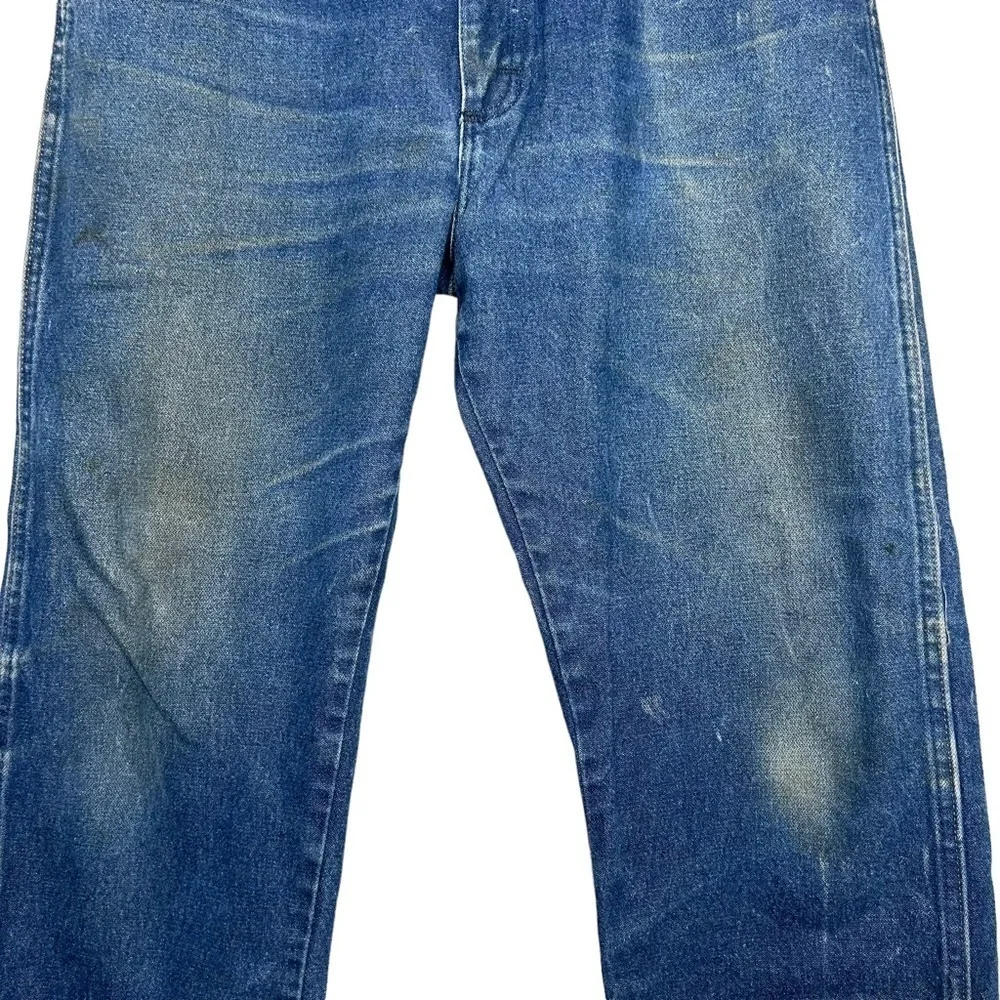 Distressed Wrangler Western Style Jeans